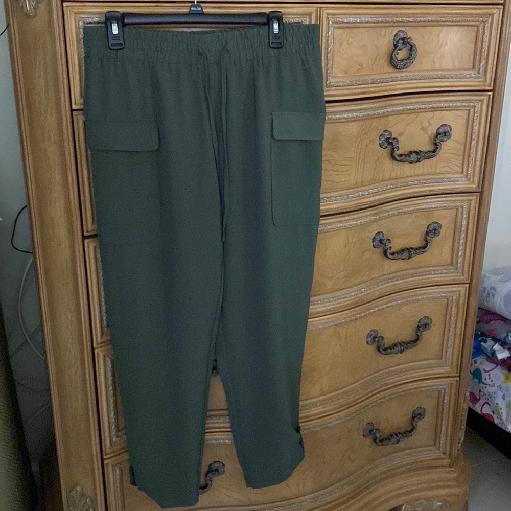 Women’s Dress Pants